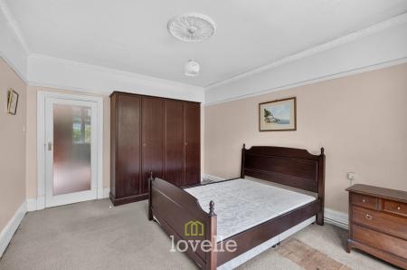 3 bedroom Detached bungalow for sale in Humberston Avenue, Humberston, DN36