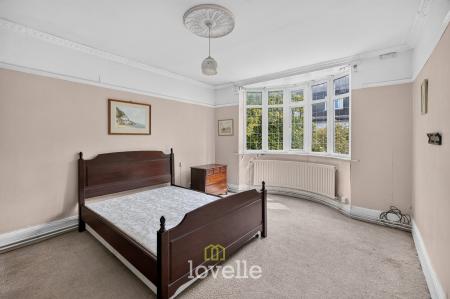 3 bedroom Detached bungalow for sale in Humberston Avenue, Humberston, DN36