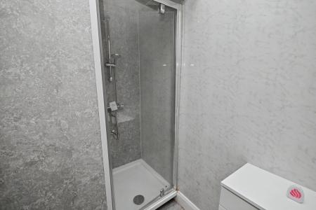 3 bedroom Terraced House for sale in Bennett Road, Cleethorpes, DN35