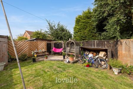 3 bedroom Detached house for sale in Swaby Close, Marshchapel, DN36