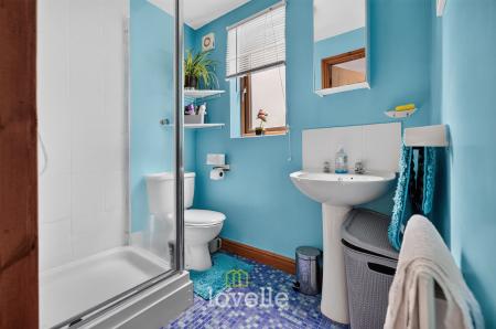 3 bedroom Detached house for sale in Swaby Close, Marshchapel, DN36