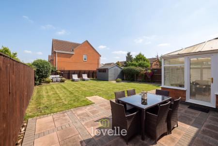 4 bedroom Detached house for sale in Tintagel Way, New Waltham, DN36