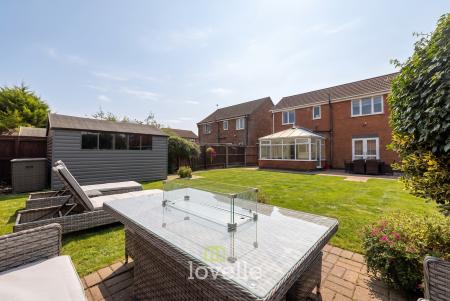 4 bedroom Detached house for sale in Tintagel Way, New Waltham, DN36