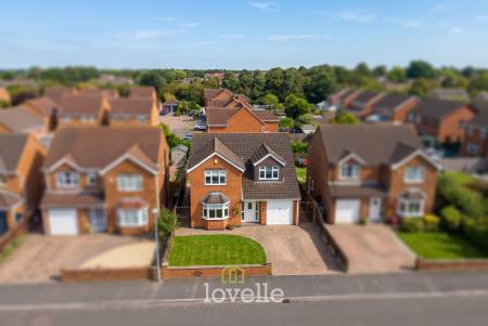 4 bedroom Detached house for sale in Tintagel Way, New Waltham, DN36