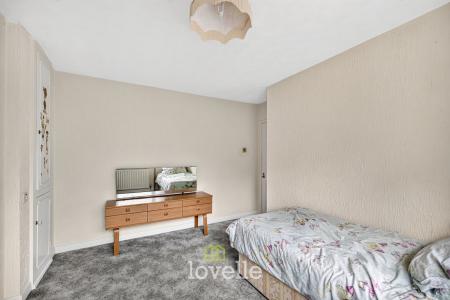 3 bedroom Semi-detached house for sale in Weelsby View, New Waltham, DN36