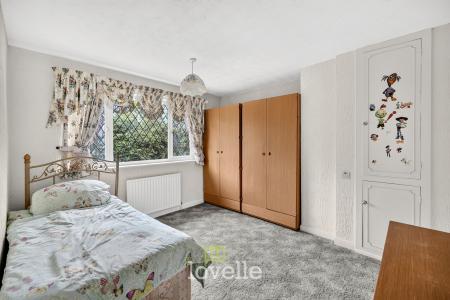 3 bedroom Semi-detached house for sale in Weelsby View, New Waltham, DN36