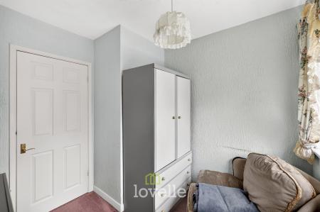 3 bedroom Semi-detached house for sale in Weelsby View, New Waltham, DN36