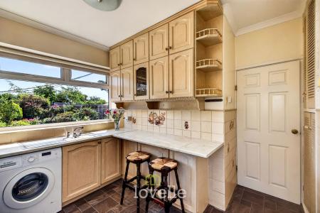 2 bedroom Detached bungalow for sale in Derwent Drive, Humberston, DN36