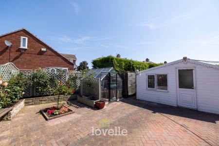 2 bedroom Detached bungalow for sale in Derwent Drive, Humberston, DN36