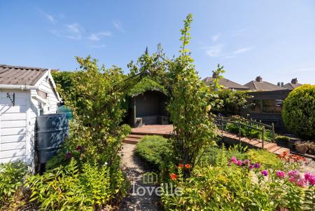 2 bedroom Detached bungalow for sale in Derwent Drive, Humberston, DN36