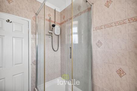 2 bedroom Detached bungalow for sale in Derwent Drive, Humberston, DN36