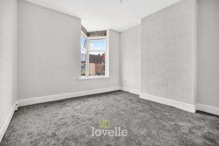 3 bedroom Semi-detached house for sale in Elliston Street, Cleethorpes, DN35