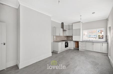 3 bedroom Semi-detached house for sale in Elliston Street, Cleethorpes, DN35