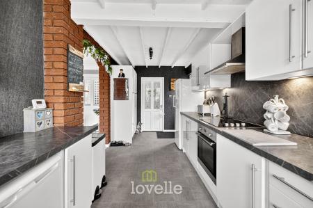3 bedroom Semi-detached house for sale in Inghams Road, Tetney, DN36