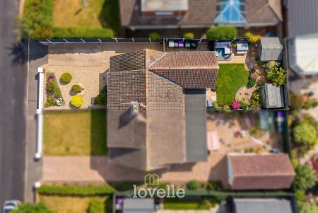 3 bedroom Semi-detached house for sale in Inghams Road, Tetney, DN36
