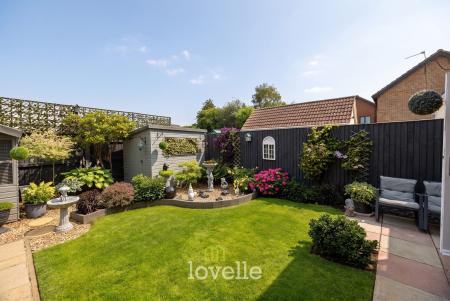 3 bedroom Semi-detached house for sale in Inghams Road, Tetney, DN36