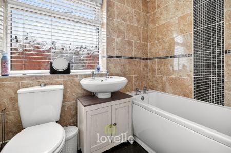 3 bedroom Semi-detached house for sale in Inghams Road, Tetney, DN36