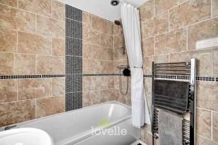 3 bedroom Semi-detached house for sale in Inghams Road, Tetney, DN36