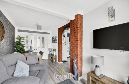 3 bedroom Semi-detached house for sale in Inghams Road, Tetney, DN36