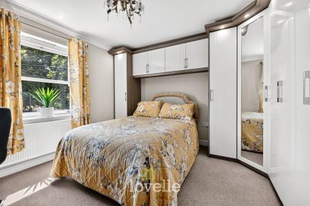 6 bedroom Detached house for sale in Church View, Tetney, DN36