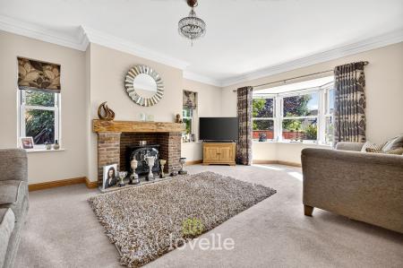 6 bedroom Detached house for sale in Church View, Tetney, DN36