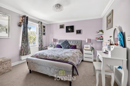 6 bedroom Detached house for sale in Church View, Tetney, DN36