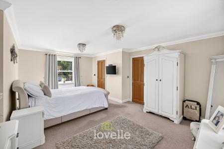 6 bedroom Detached house for sale in Church View, Tetney, DN36