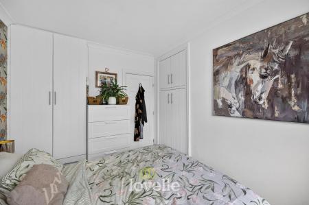 2 bedroom Semi-detached bungalow for sale in Fleetway, North Cotes, DN36