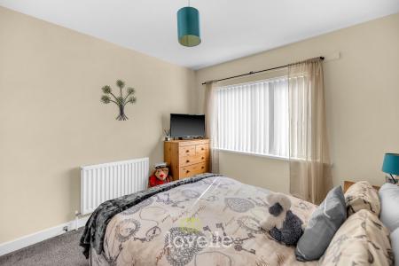 3 bedroom Semi-detached house for sale in Parris Place, Cleethorpes, DN35
