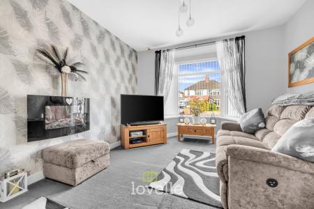 3 bedroom Semi-detached house for sale in Parris Place, Cleethorpes, DN35