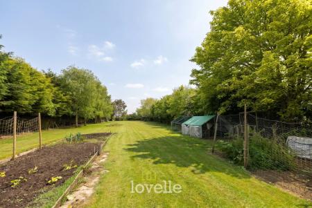 6 bedroom Detached house for sale in Northway, Fulstow, LN11