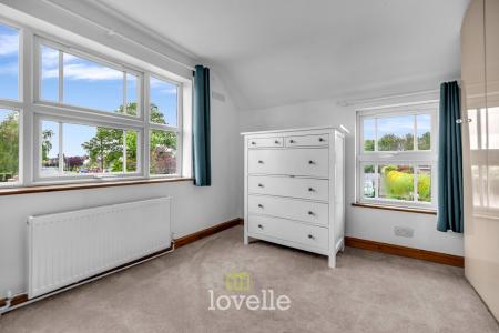 6 bedroom Detached house for sale in Northway, Fulstow, LN11