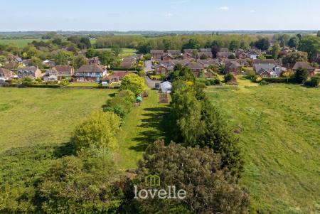 6 bedroom Detached house for sale in Northway, Fulstow, LN11