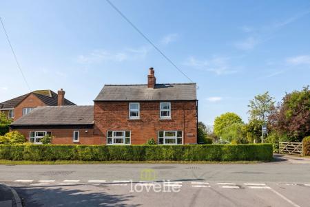 6 bedroom Detached house for sale in Northway, Fulstow, LN11