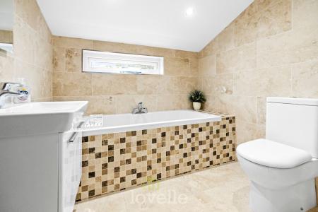 3 bedroom Semi-detached house for sale in Tetney Lock Road, Tetney, DN36