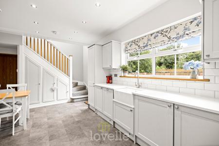3 bedroom Semi-detached house for sale in Tetney Lock Road, Tetney, DN36