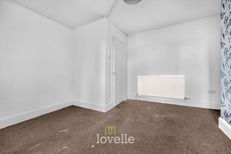 5 bedroom Terraced House for sale in Grimsby Road, Cleethorpes, DN35