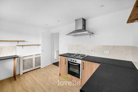 5 bedroom Terraced House for sale in Grimsby Road, Cleethorpes, DN35