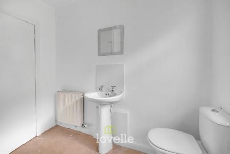 5 bedroom Terraced House for sale in Grimsby Road, Cleethorpes, DN35