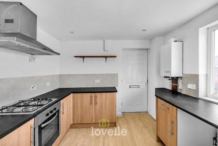 5 bedroom Terraced House for sale in Grimsby Road, Cleethorpes, DN35