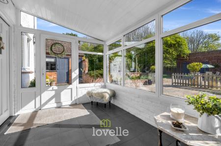 3 bedroom Detached house for sale in Main Street, Fulstow, LN11