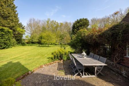 3 bedroom Detached house for sale in Main Street, Fulstow, LN11