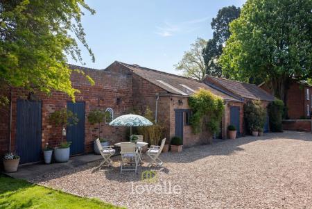 3 bedroom Detached house for sale in Main Street, Fulstow, LN11