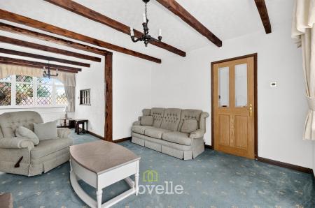 3 bedroom Semi-detached house for sale in Weelsby View, New Waltham, DN36