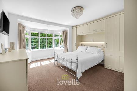 4 bedroom Detached house for sale in Humberston Avenue, Humberston, DN36
