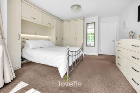 4 bedroom Detached house for sale in Humberston Avenue, Humberston, DN36