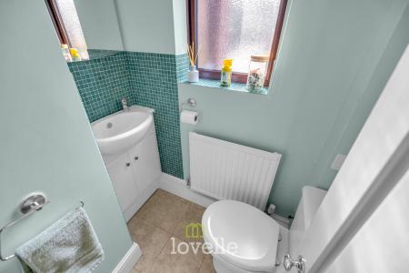 5 bedroom Detached house for sale in Tetney Road, Humberston, DN36