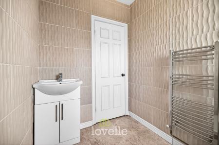 3 bedroom Bungalow for sale in Brian Avenue, Cleethorpes, DN35