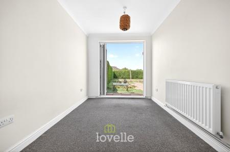 3 bedroom Bungalow for sale in Brian Avenue, Cleethorpes, DN35