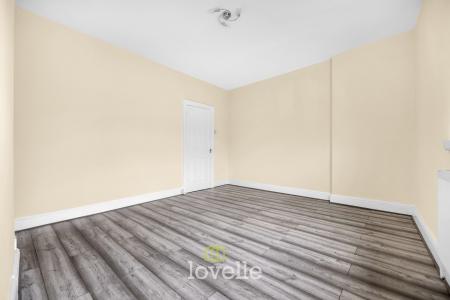 3 bedroom Terraced House for sale in Harrington Street, Cleethorpes, DN35